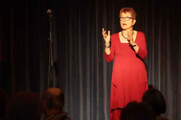 Märchen und Chansons (1)